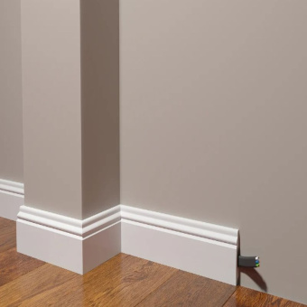 Плинтус Decor-Dizayn