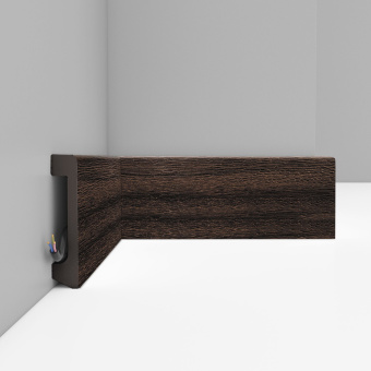 Плинтус напольный DECOMASTER